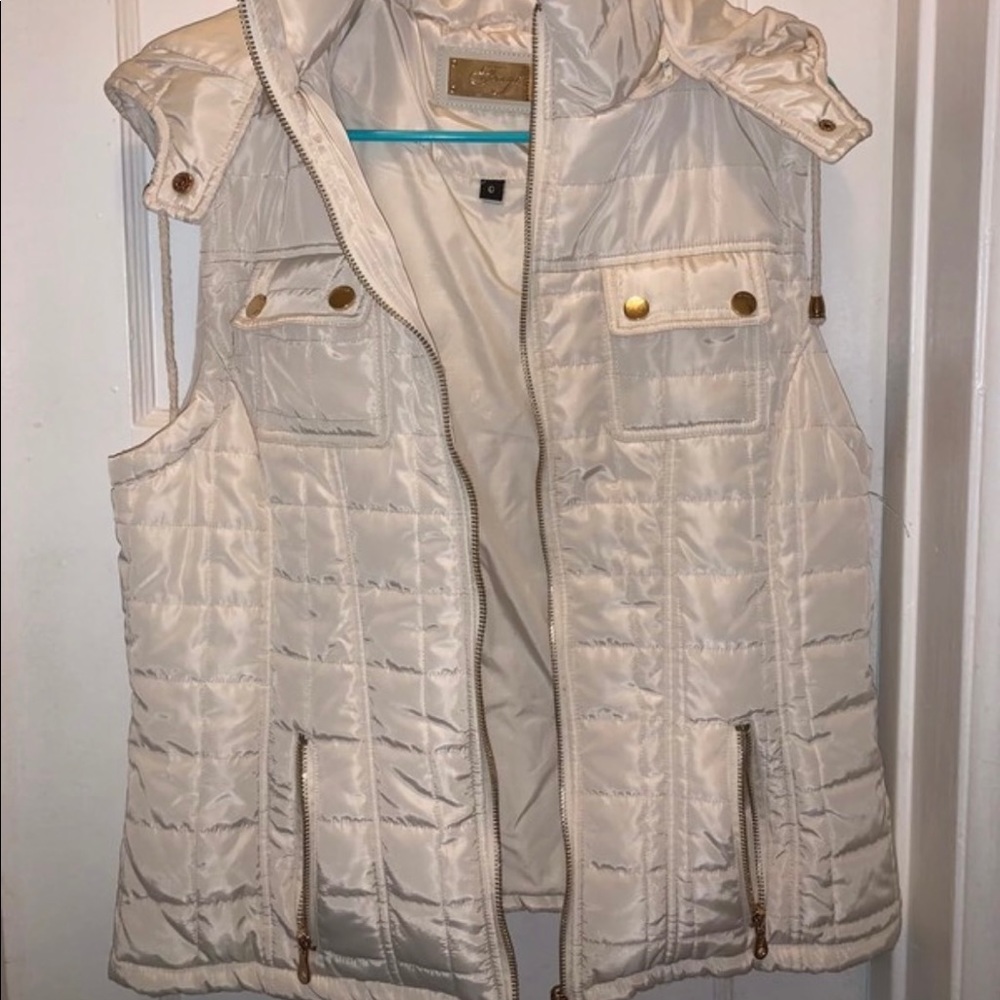 Cream Women’s Vest